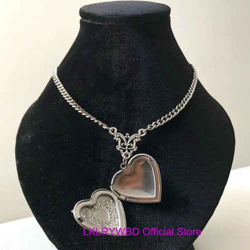 Bat Wing Heart Locket – Dark Aesthetic Necklace